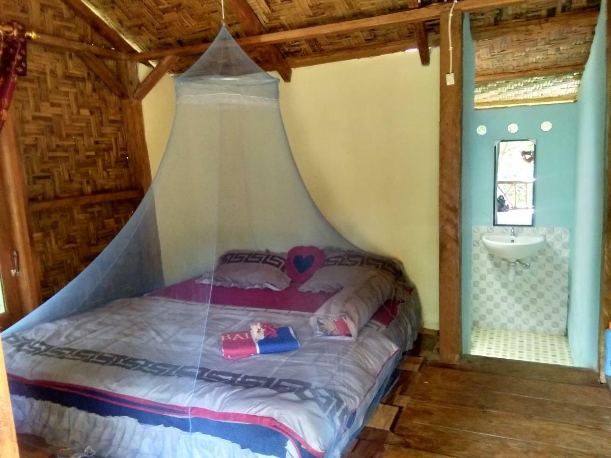 Landak River Guest House Only Trekking With Us Bukit Lawang Zewnętrze zdjęcie